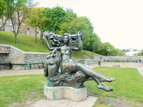 Старый город и Братиславский град: тысяча лет истории и лучшие панорамы — фото 4